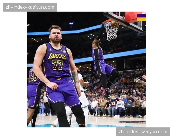 雷迪克末节减少詹姆斯持球 41岁老将专注防守关键抢断